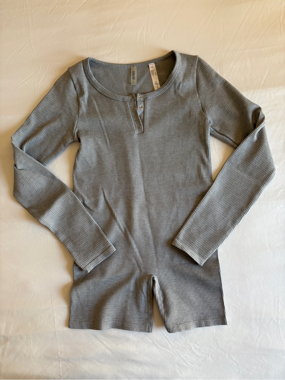 Anwnd Grey Ribbed Button Up Long Sleeve Short Romper Casual Loungewear